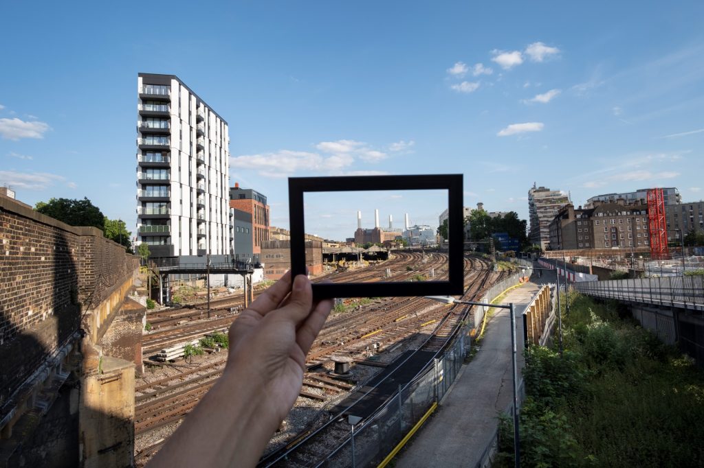 visiting-site-photo-frame